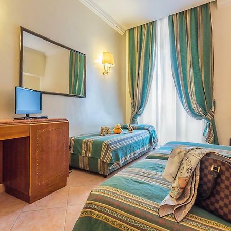 רומא Raeli Hotel Siracusa מראה חיצוני תמונה