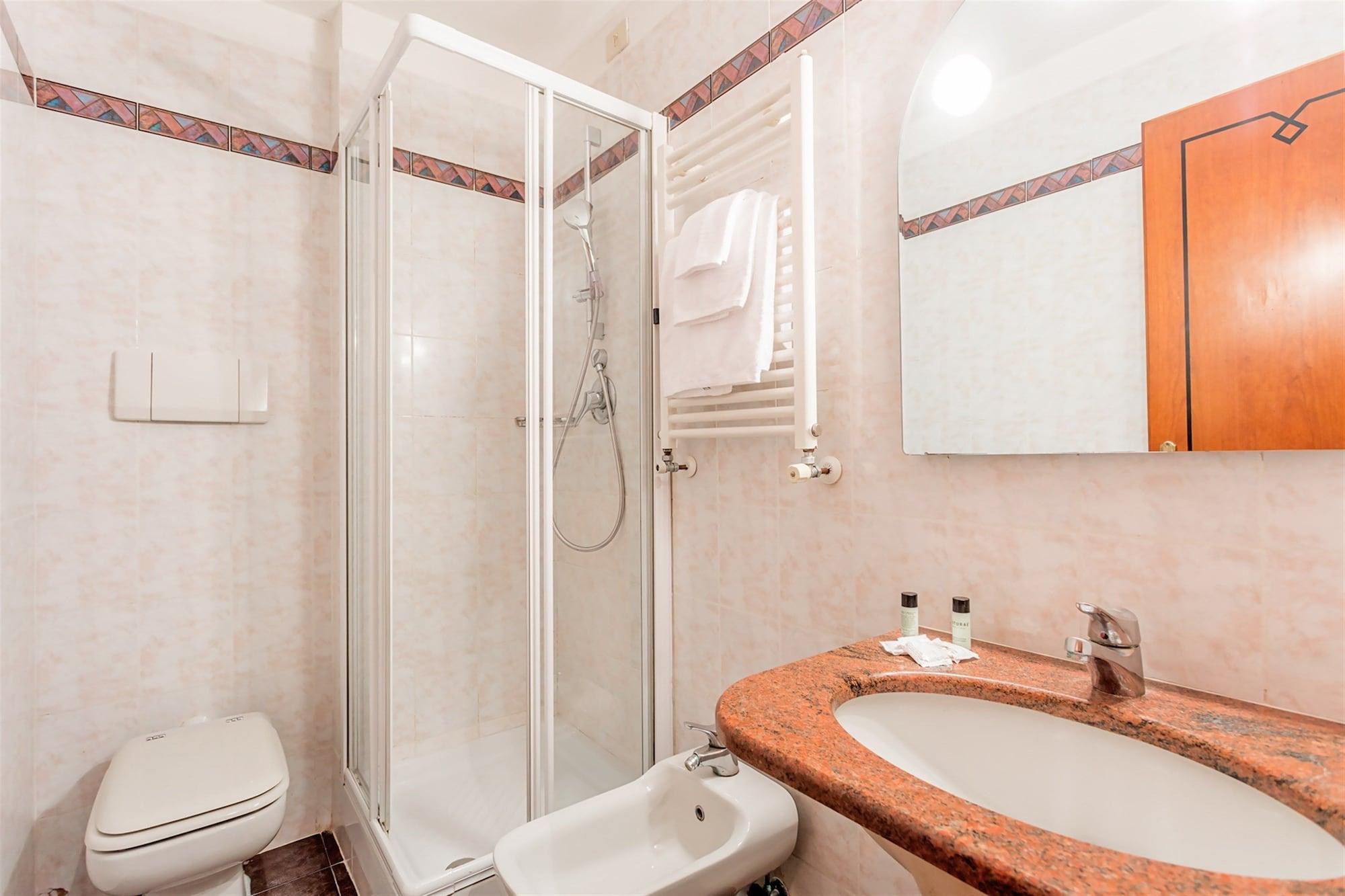 רומא Raeli Hotel Siracusa מראה חיצוני תמונה