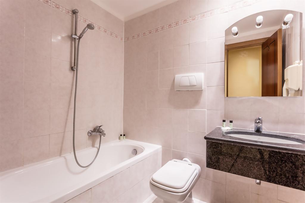 רומא Raeli Hotel Siracusa מראה חיצוני תמונה